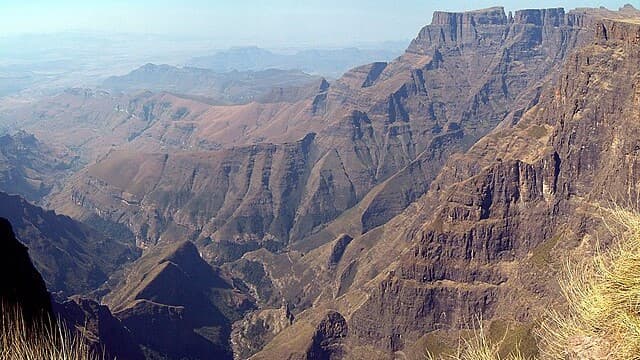 The Drakensberg Mountains Showcase the Natural Wonders of South Africa