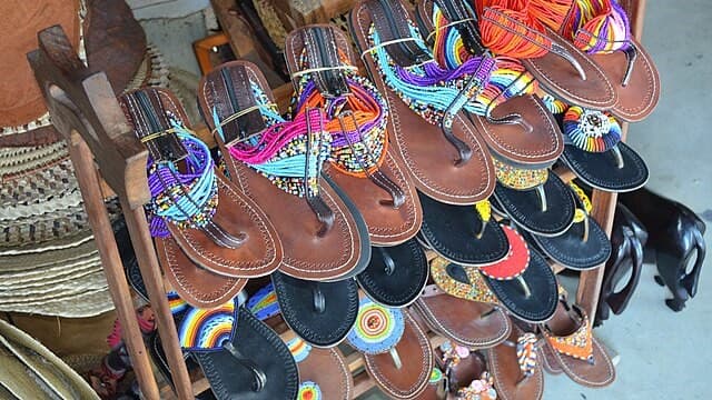 Handmade Crafts Show the Artistic Side of Tanzania’s Culture