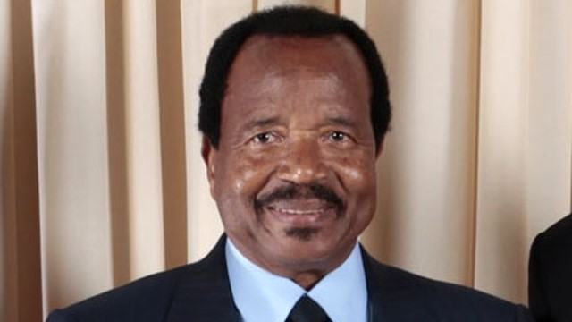 640px-Paul_Biya_with_Obamas_cropped