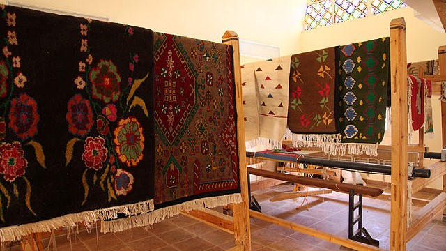 KhargaNewHandcraftCenterCarpets