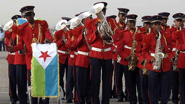 US_Navy_060627-N-9500T-041_The_Djiboutian_Army_Band_plays_the_national_anthem_during_a_military_parade_honoring_the_29th_anniversary_of_Djibouti's_Independence_from_France