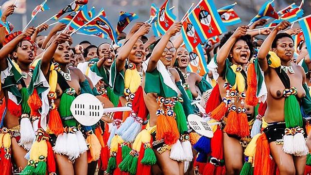 Umhlanga_Reed_dance_ceremony_from_Eswatini